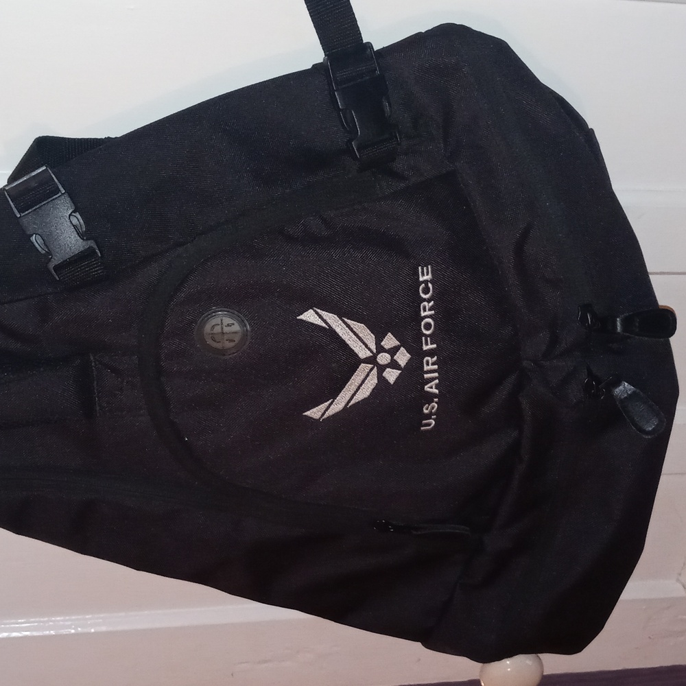 U.S. AIRFORCE BLACK BACKPACK - Picture 3 of 8